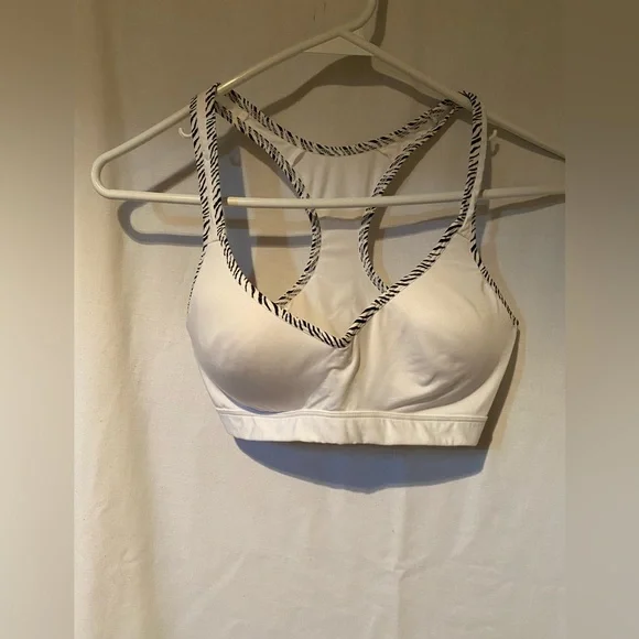 Sports bra - Picture 1 of 5